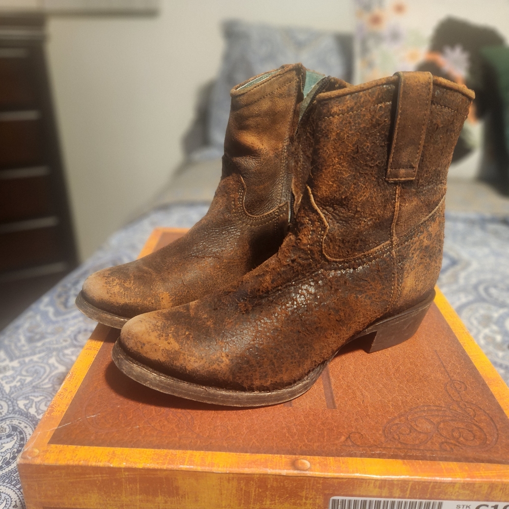 Corral Brown Ankle Boots